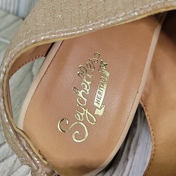 Seychelles Whirl Embossed Gold Metallic Round Toe Slingback Pumps Womens 6.5 NEW - Picture 8 of 15